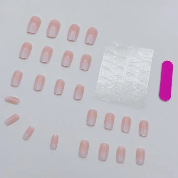 False Nails Short Square French Manicure Press on Nails Full Cover DIY Manicure. - Picture 3 of 3